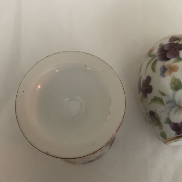 Vintage egg holder- salt set - Picture 5 of 6